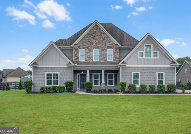 1st image of 14 Palomino Ct, Newnan, GA 30265 | MLS# 10822046