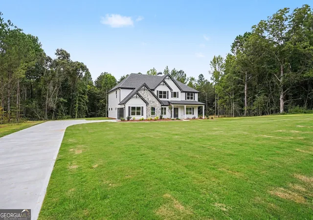 Photo 4 of Single family home for sale at 412 Flint Farms Dr, Concord, GA 30206 | MLS# 10820133 | Listing updated on 2026-08-20
