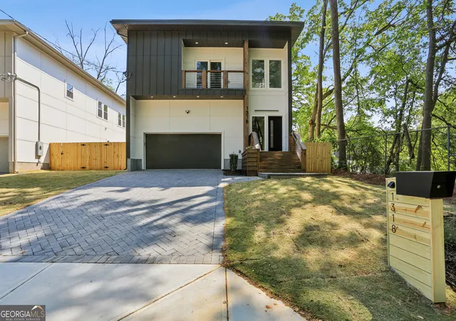 1st image of 1318 Pine Ave, Atlanta, GA 30344 | MLS# 10802086