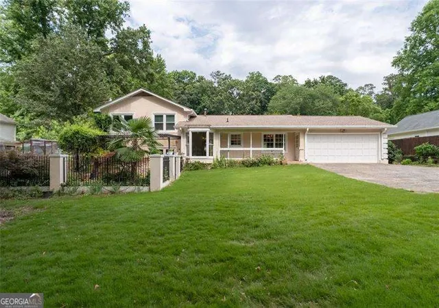 Photo 3 of Single family home for sale at 953 Hidden Holw Dr, Marietta, GA 30068 | MLS# 10778400 | Listing updated on 2026-09-20