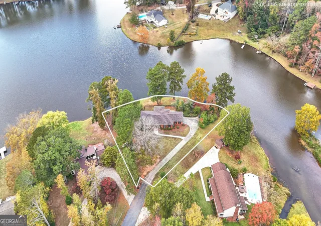 1st image of 30 Hawthorne Dr, Newnan, GA 30263 | MLS# 10721193