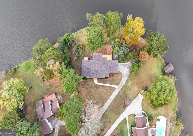 2nd image of 30 Hawthorne Dr, Newnan, GA 30263 | MLS# 10721193