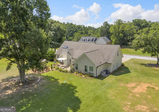 Photo 3 of Sale Pending at 521 Annslee Ln, Loganville, GA 30052 | MLS# 10804040 | Listing updated on 2026-09-06