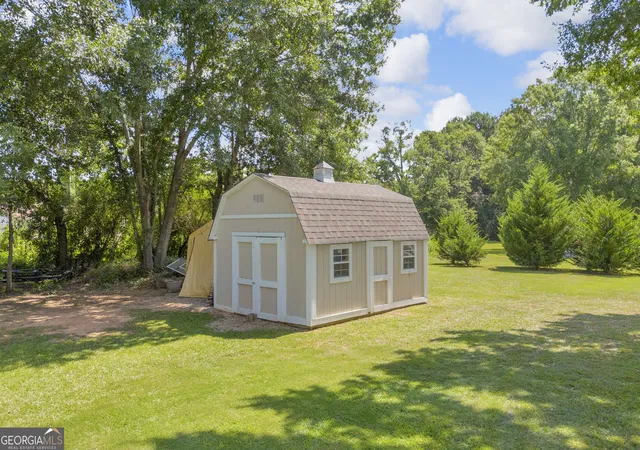 Photo 4 of Sale Pending at 521 Annslee Ln, Loganville, GA 30052 | MLS# 10804040 | Listing updated on 2026-09-06