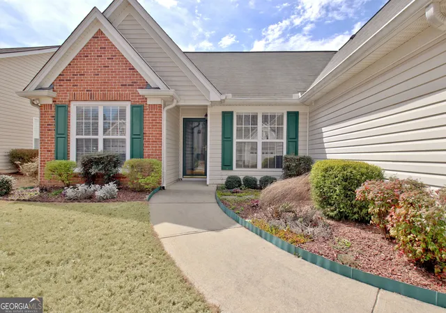 2nd image of 130 N Square Ln, Newnan, GA 30263 | MLS# 10718785