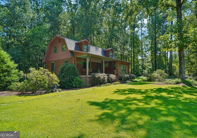Photo 3 of Single family home for sale at 479 Jim Starr Rd, Newnan, GA 30263 | MLS# 10833566 | Listing updated on 2026-08-29