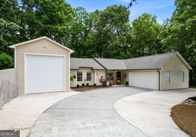 2nd image of 113 Eagle Heart Ct, Waleska, GA 30183 | MLS# 10789459