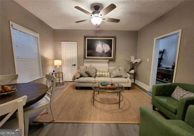 4th image of 455 Lynch Ave Nw, Atlanta, GA 30318 | MLS# 10525840