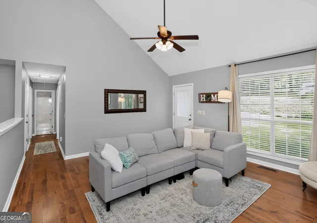4th image of 2760 Spring Dr, Cumming, GA 30041 | MLS# 10811253