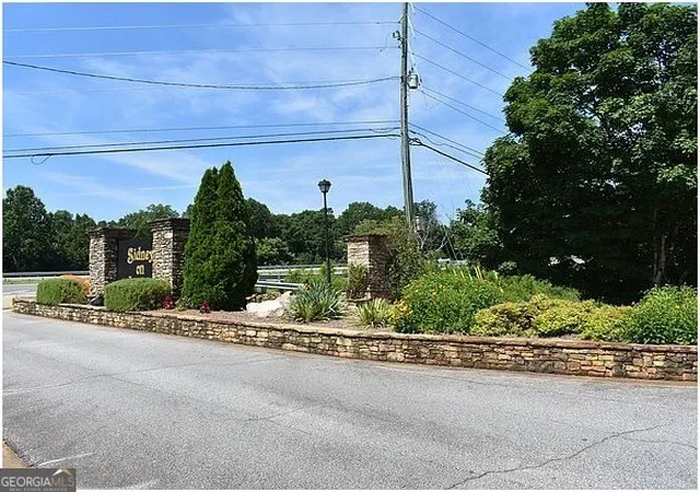 1st image of 2212 Huntingdon Ct, Gainesville, GA 30506 | MLS# 10742237