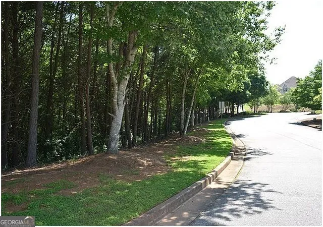5th image of 2212 Huntingdon Ct, Gainesville, GA 30506 | MLS# 10742237