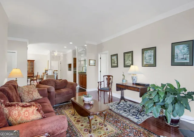 Listing Photo 5 - Condo for sale in building located at 5364 Brooke Ridge Dr, Atlanta, GA 30338