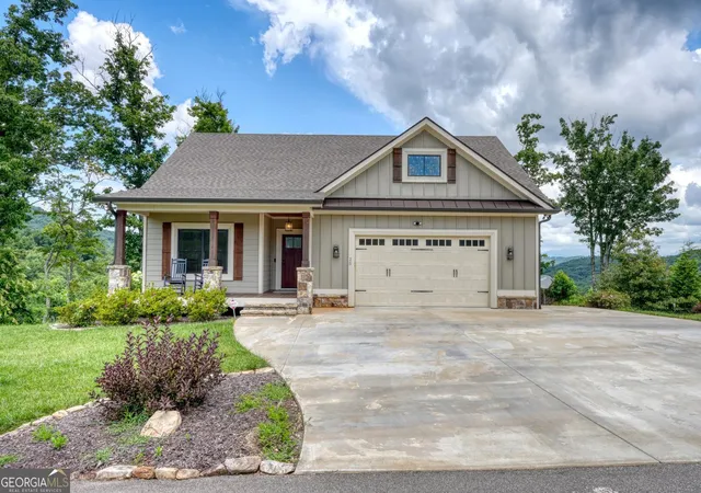 Photo 4 of Single family home for sale at 25 Ivy Log Hts Spur #11, Young Harris, GA 30582 | MLS# 10813206 | Listing updated on 2026-08-10