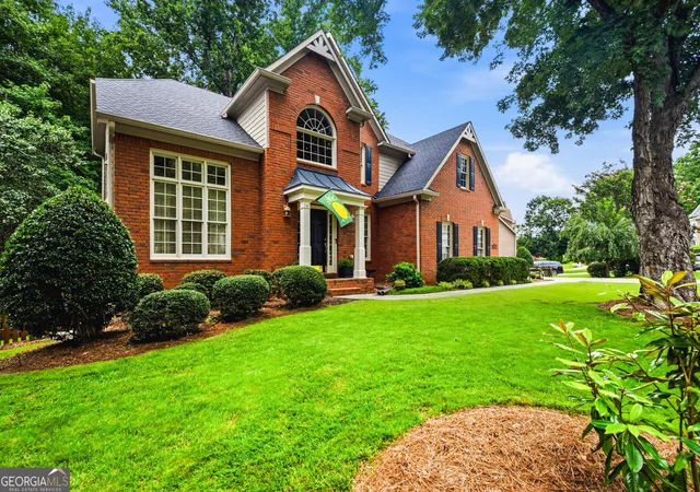 Photo 4 of Sale Pending at 540 Sheringham Ln, Johns Creek, GA 30005 | MLS# 10776588 | Listing updated on 2026-10-17