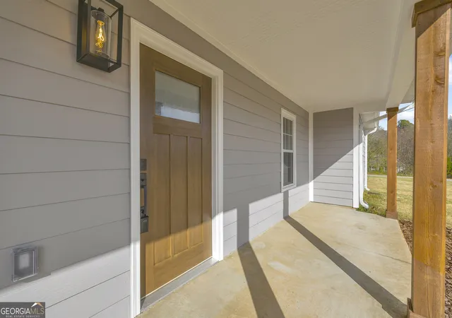 Photo 4 of Sale Pending at 388 Kay Dr, Winder, GA 30680 | MLS# 10656103 | Listing updated on 2026-02-23