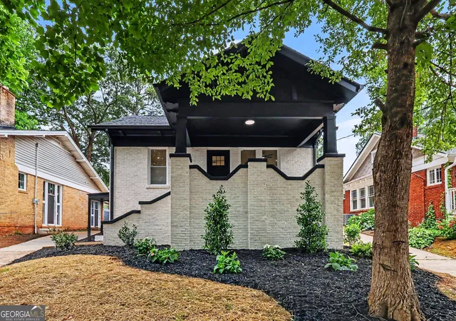 Photo 1 of Single family home for sale at 1600 Rogers Ave Sw, Atlanta, GA 30310 | MLS# 10788640 | Listing updated on 2026-09-03