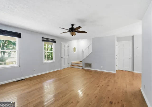 Photo 4 of Single family home for sale at 104 West Ln Se, Calhoun, GA 30701 | MLS# 10781830 | Listing updated on 2026-10-09