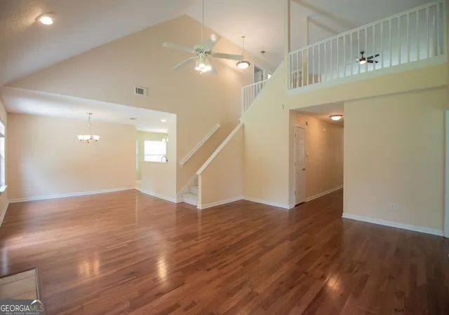 Photo 3 of Single family home for sale at 808 Riverview Dr E, St. Marys, GA 31558 | MLS# 10831587 | Listing updated on 2026-10-09
