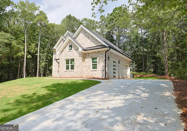 4th image of 295 Huiet Dr, Mcdonough, GA 30252 | MLS# 10831097