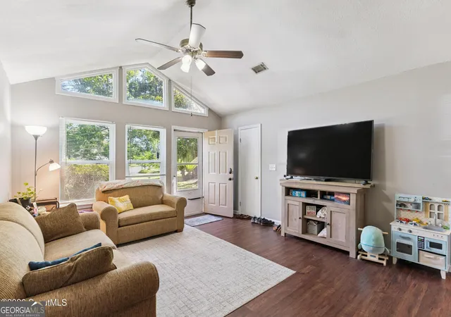 4th image of 310 Buck Trc, Brunswick, GA 31524 | MLS# 10773491