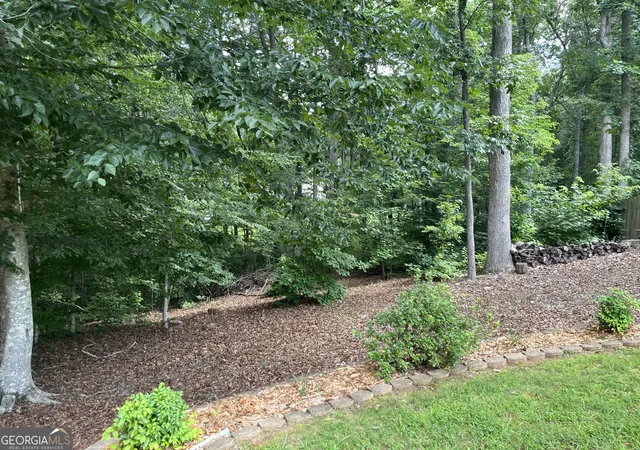 Photo 2 of Sale Pending at 139 Laurel Crk Ct, Carrollton, GA 30117 | MLS# 10800594 | Listing updated on 2026-09-17