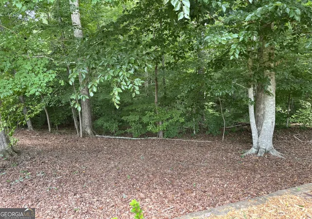 Photo 4 of Sale Pending at 139 Laurel Crk Ct, Carrollton, GA 30117 | MLS# 10800594 | Listing updated on 2026-09-17