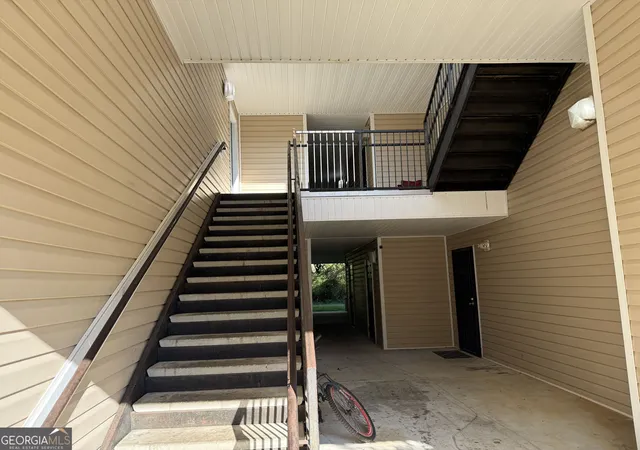 Photo 2 of Condo for sale at 1303 Waldrop Pl, Decatur, GA 30034 | MLS# 10833924 | Listing updated on 2026-09-10