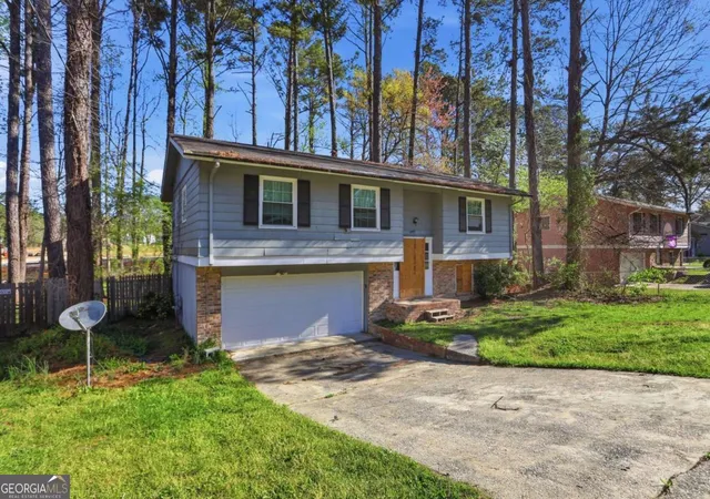 Photo 3 of Single family home for sale at 6665 Hidden Brk Trl, Atlanta, GA 30349 | MLS# 10733254 | Listing updated on 2026-09-05