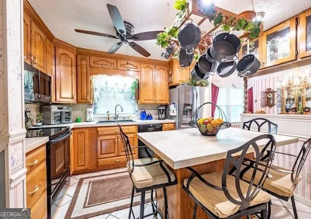 Photo 4 of Sale Pending at 911 Benchmark Dr, Albany, GA 31721 | MLS# 10824642 | Listing updated on 2026-08-24