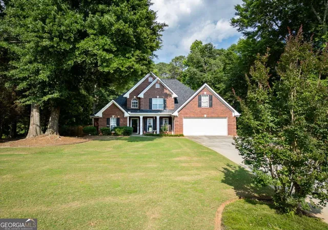 3rd image of 385 Glynnshire Ct, Covington, GA 30016 | MLS# 10784638