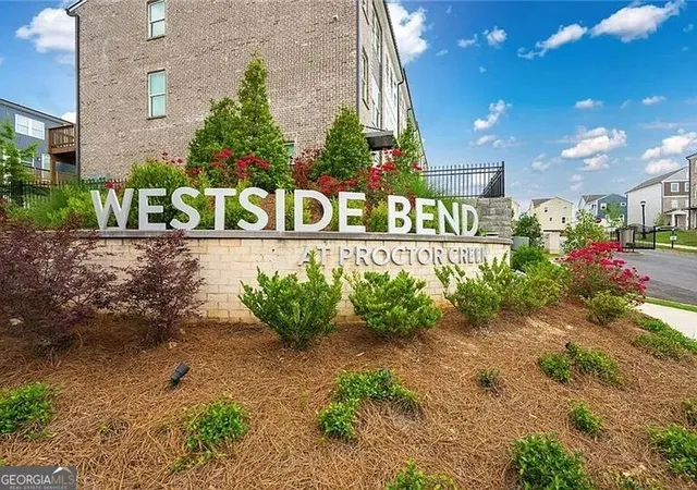 Photo 1 of Townhouse for sale at 2635 Creekside Dr Nw, Atlanta, GA 30318 | MLS# 10832753 | Listing updated on 2026-09-08