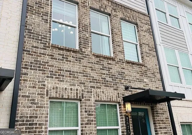 Photo 3 of Townhouse for sale at 2635 Creekside Dr Nw, Atlanta, GA 30318 | MLS# 10832753 | Listing updated on 2026-09-08