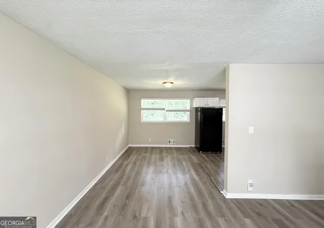 Photo 4 of Single family home for sale at 2782 Ocean Valley Dr, Atlanta, GA 30349 | MLS# 10773820 | Listing updated on 2026-10-24