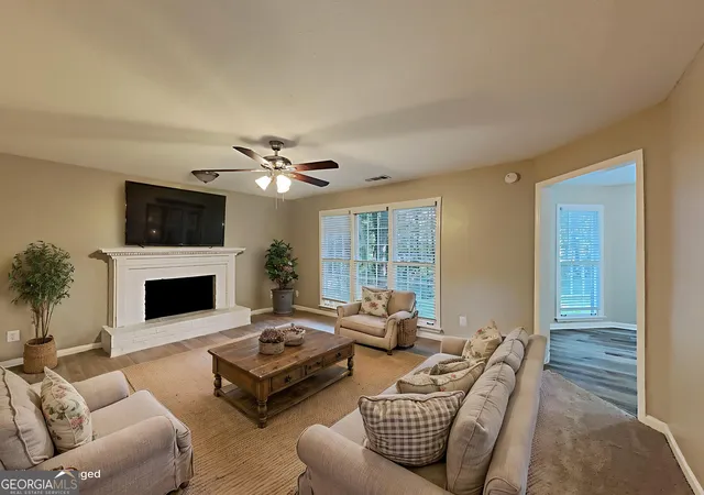 Photo 4 of Single family home for sale at 4423 Turnberry Ct, Douglasville, GA 30135 | MLS# 10797903 | Listing updated on 2026-10-07