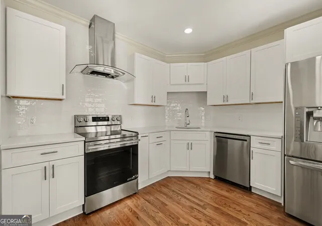 Photo 3 of Townhouse for sale at 3685 Peachtree Road Ne #16, Atlanta, GA 30319 | MLS# 10831690 | Listing updated on 2026-10-24