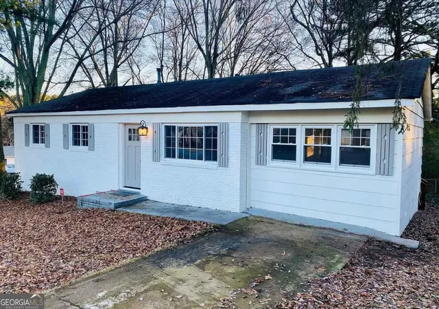 1st image of 216 Devore Rd, Alpharetta, GA 30009 | MLS# 10816457