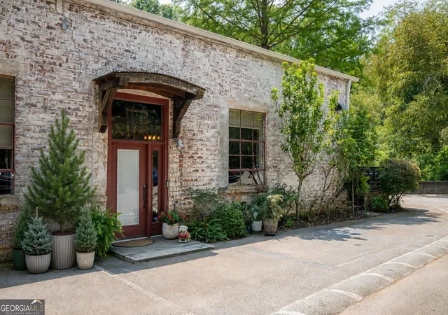 1st image of 585 White Cir #32, Athens, GA 30605 | MLS# 10817501