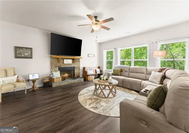 Photo 2 of Single family home for sale at 176 Whelchel Valley Dr, Dawsonville, GA 30534 | MLS# 10764689 | Listing updated on 2026-07-24