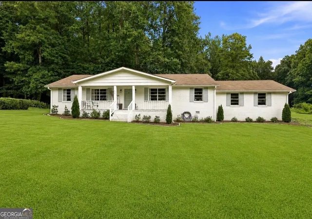 Photo 1 of Sale Pending at 413 Lees Mill Rd, Fayetteville, GA 30214 | MLS# 10822118 | Listing updated on 2026-09-01