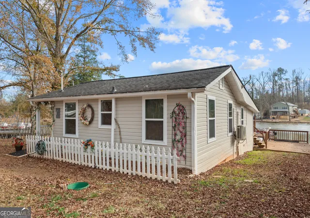 1st image of 180 Southern Shores Rd, Jackson, GA 30233 | MLS# 10796743