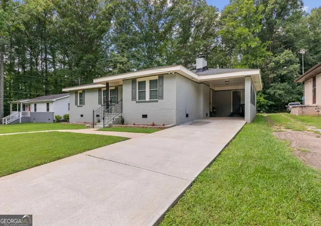 2nd image of 10142 Sw Puckett St, Covington, GA 30014 | MLS# 10827507