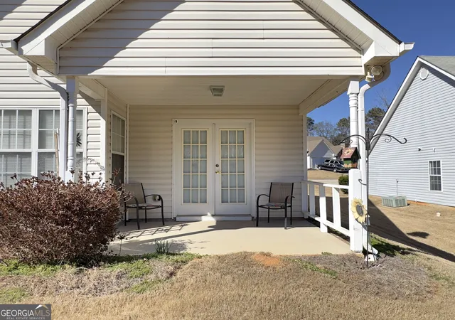 3rd image of 1126 Strath Clyde Wy, Mcdonough, GA 30253 | MLS# 10688372