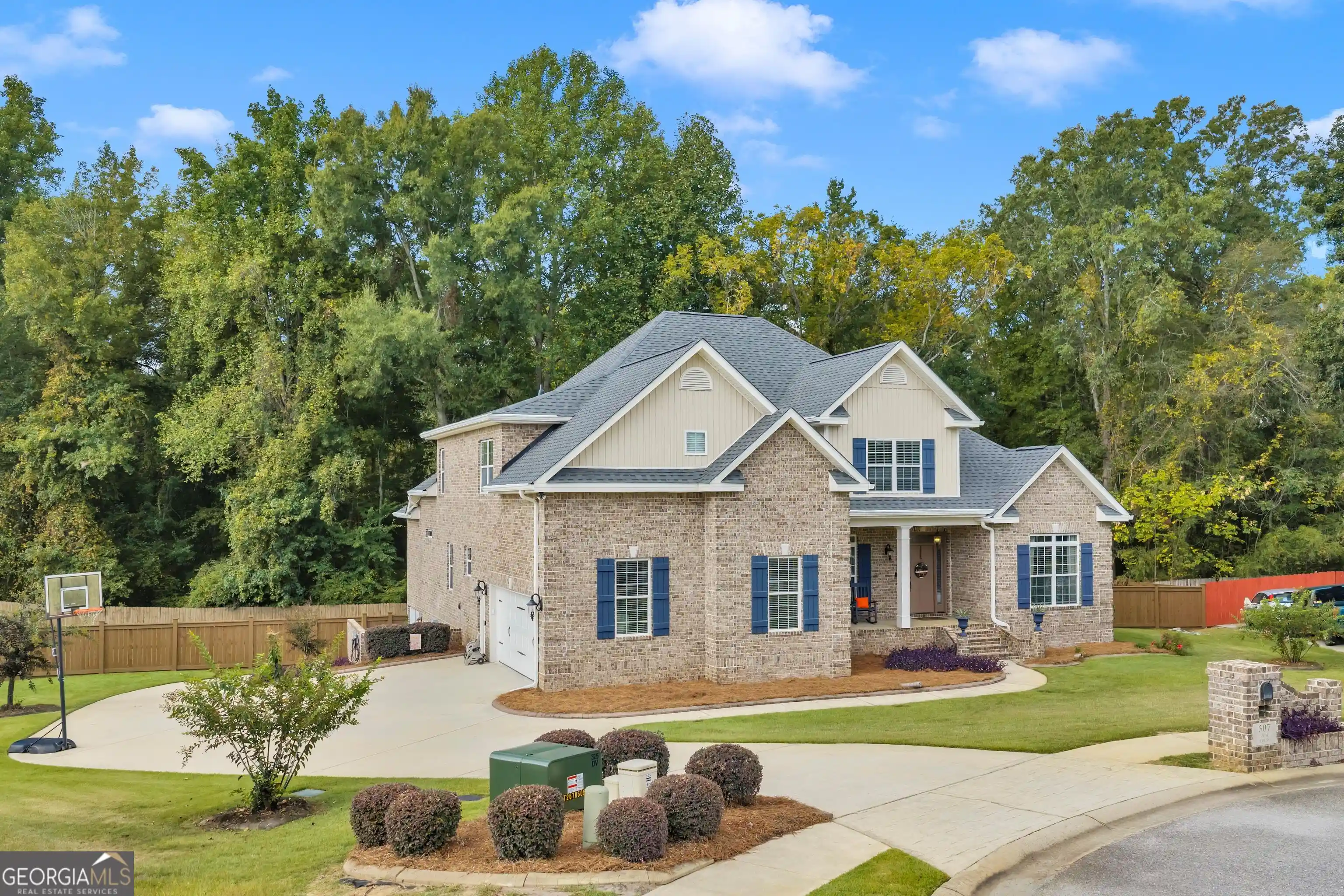 Photo 1 of Single family home for sale at 307 Opal Ct, Bonaire, GA 31005 | MLS# 10871636 | Listing updated on 2026-10-26