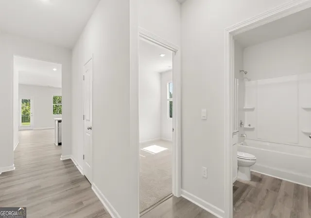 Photo 3 of Single family home for sale at 2941 Holden St, Gainesville, GA 30507 | MLS# 10806870 | Listing updated on 2026-10-09