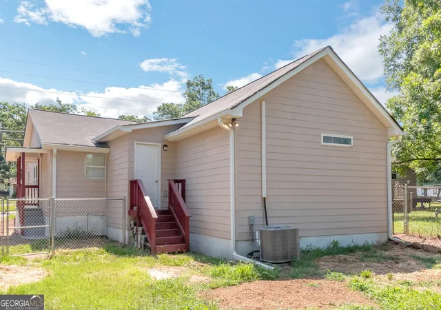 Homes for sale in Barnesville, GA | 204 Mill St, Barnesville, GA 30204 | MLS# 10727680