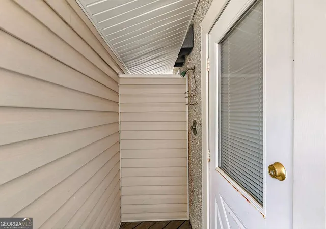 Listing Photo 5 - Condo for sale in building located at 1000 Sea Island Rd, St. Simons, GA 31522 - Unit #28