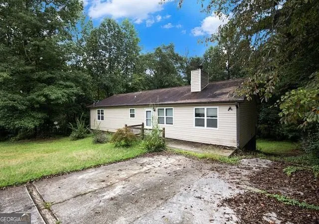 Photo 2 of Single family home for sale at 8955 Ochil Ln, Winston, GA 30187 | MLS# 10829328 | Listing updated on 2026-09-07