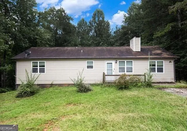 Photo 3 of Single family home for sale at 8955 Ochil Ln, Winston, GA 30187 | MLS# 10829328 | Listing updated on 2026-09-07
