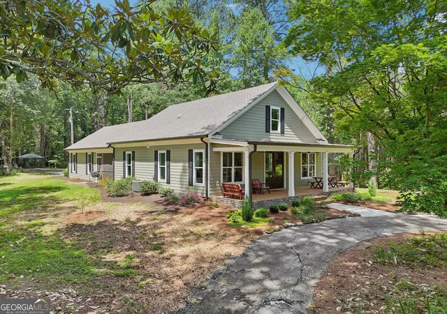 3rd image of 250 Stagecoach Rd, Oxford, GA 30054 | MLS# 10717160