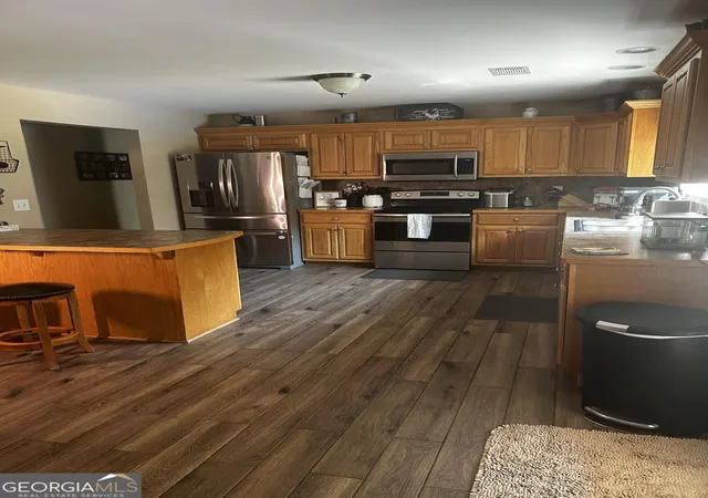 4th image of 215 Iron Hill Rd, Taylorsville, GA 30178 | MLS# 10804609